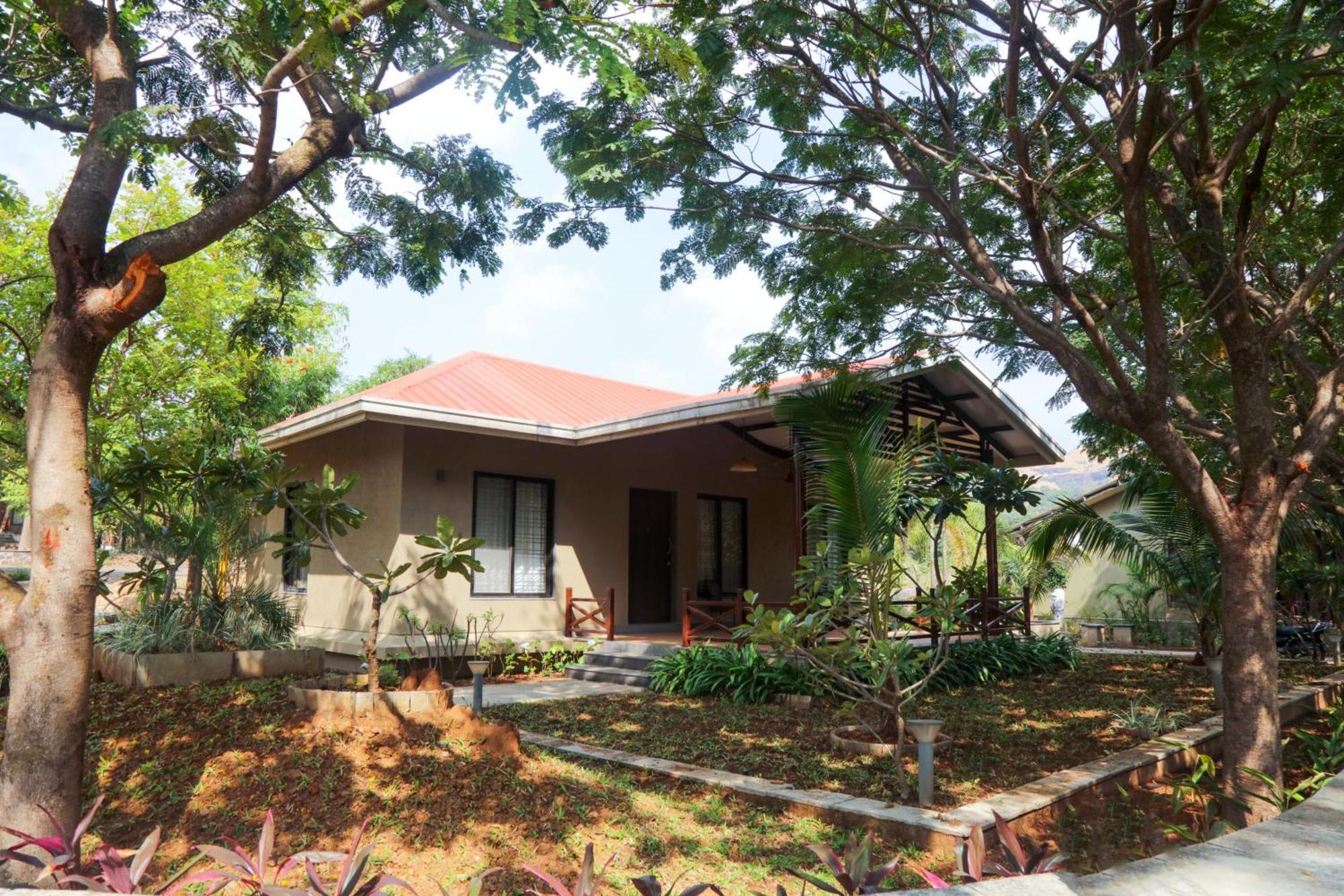 E&G Green Courts Resort At Koroli Hill Station Nashik Exterior foto